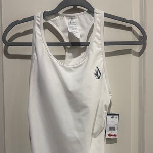 NWT Women’s Volcom Athletic Top.  XS